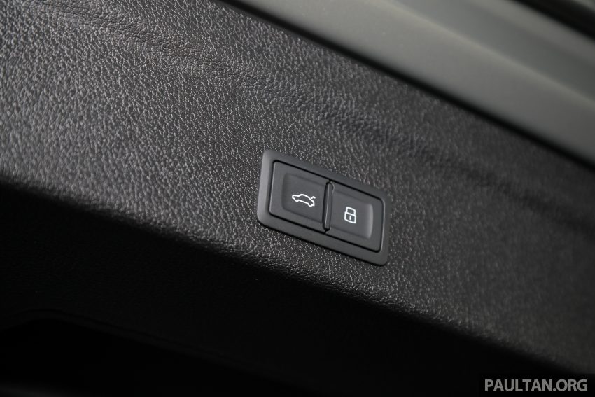 新车实拍: Audi Q3 Sportback 2.0 TFSI quattro, 售价30万 132483