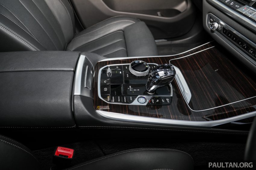 新车实拍: G07 BMW X7 xDrive40i, 单一等级售价86.2万 133461