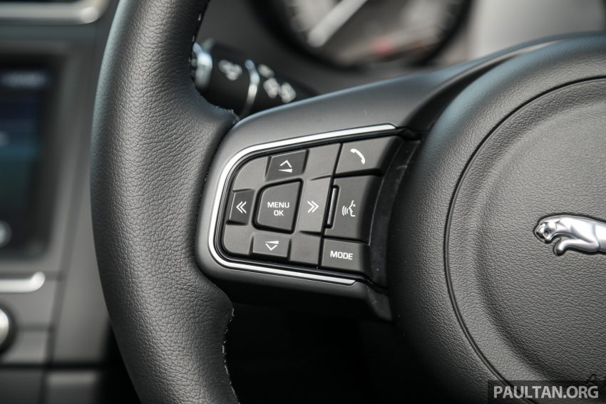 新车实拍: Jaguar E-Pace P200 2.0L AWD, 售价40.3万 133147