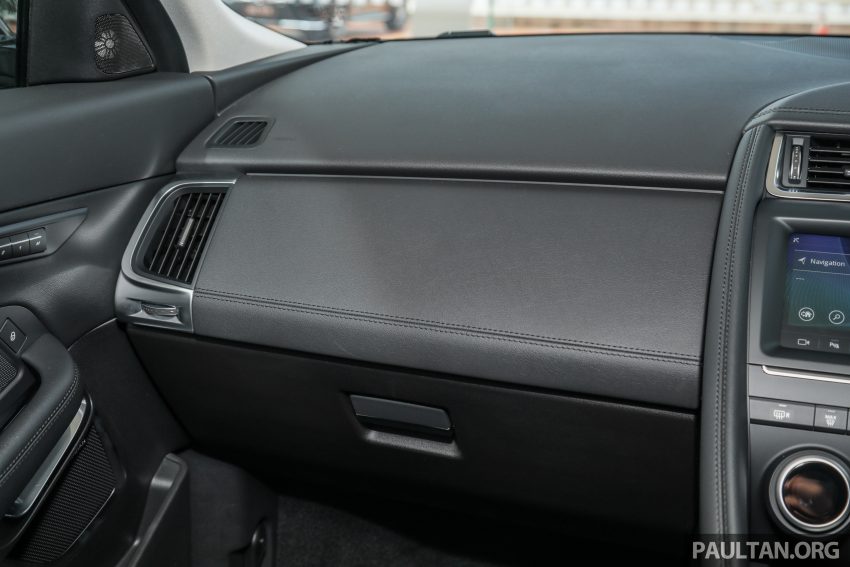 新车实拍: Jaguar E-Pace P200 2.0L AWD, 售价40.3万 133168
