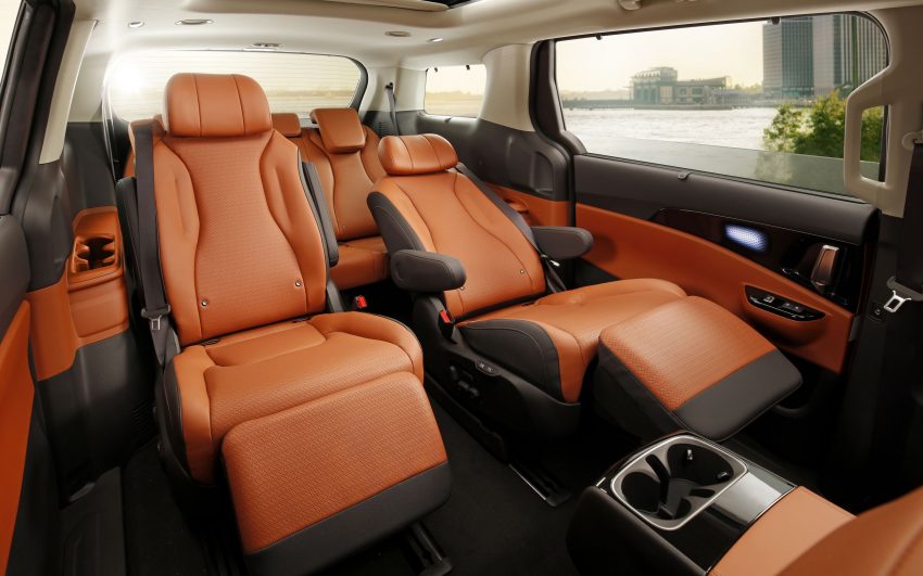新一代 2021 Kia Grand Carnival 更多规格信息释出；后排座椅可多方位旋转，可选3.5L V6汽油引擎或2.2L柴油引擎 132088