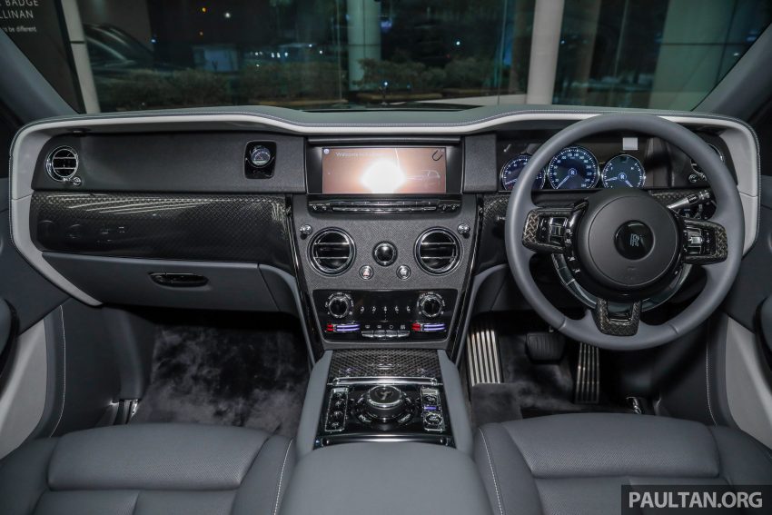 图集：暗黑版女神！Rolls-Royce Cullinan Black Badge 130515