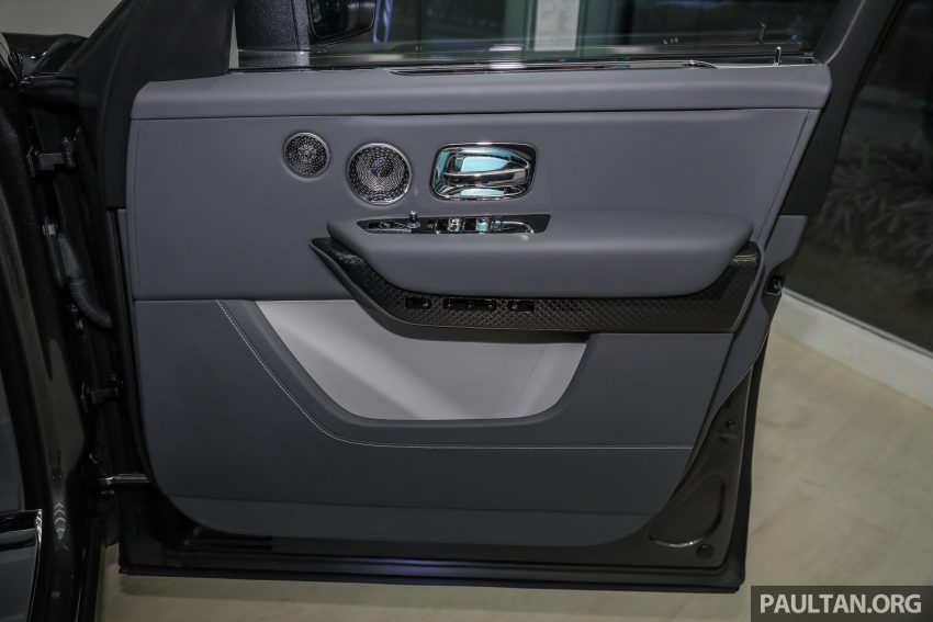 图集：暗黑版女神！Rolls-Royce Cullinan Black Badge 130539