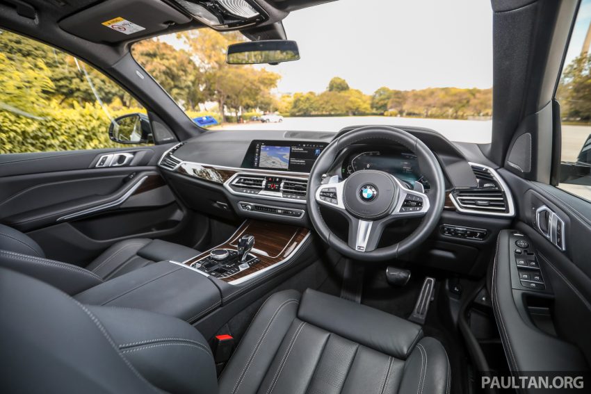 图集：插电式混动版 G05 BMW X5 xDrive45e，免SST后售RM441k；总价值4.3万令吉的 M Performance 套件上身 131888