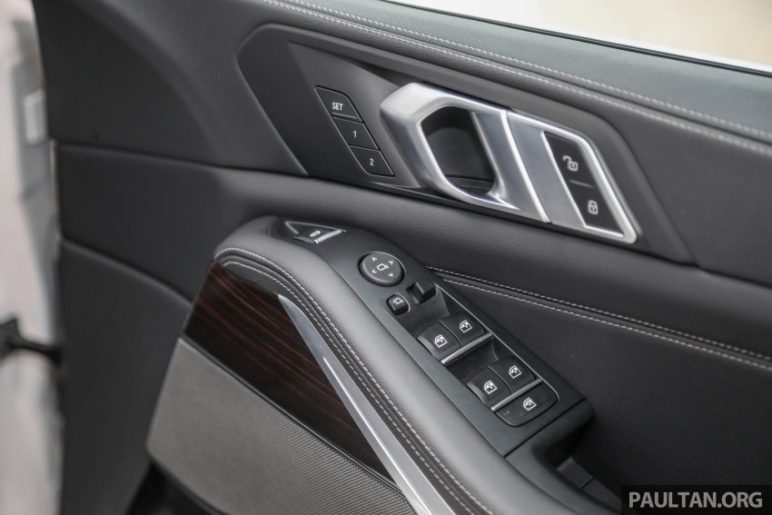 图集：插电式混动版 G05 BMW X5 xDrive45e，免SST后售RM441k；总价值4.3万令吉的 M Performance 套件上身 131892