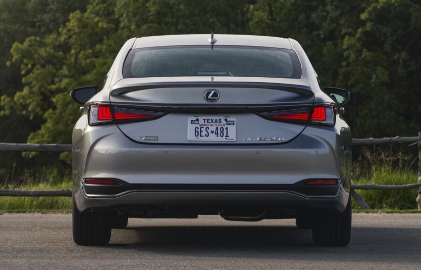 美规2021年式 Lexus ES 加入AWD全驱版, 操控表现更好 132340