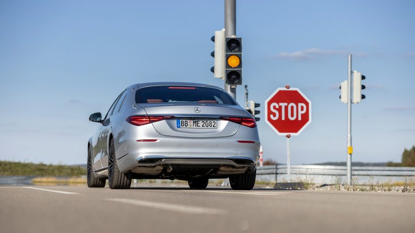 浑身都是黑科技！宾士新一代旗舰 W223 Mercedes-Benz S-Class 全球首发，明年将导入 Level 3 级别自动驾驶系统 133957
