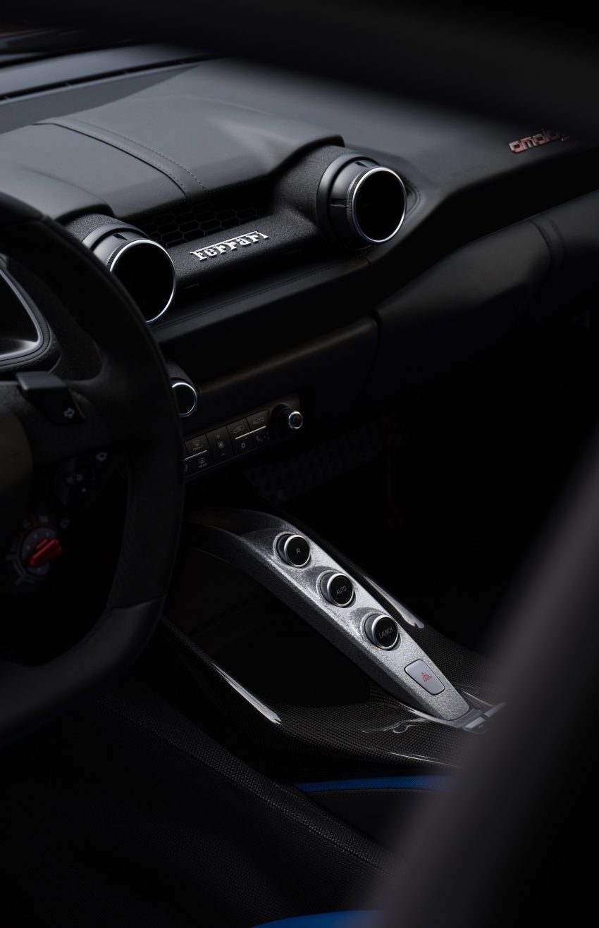 应客户要求特别定制, 全球唯一 Ferrari Omologata 面世 136807