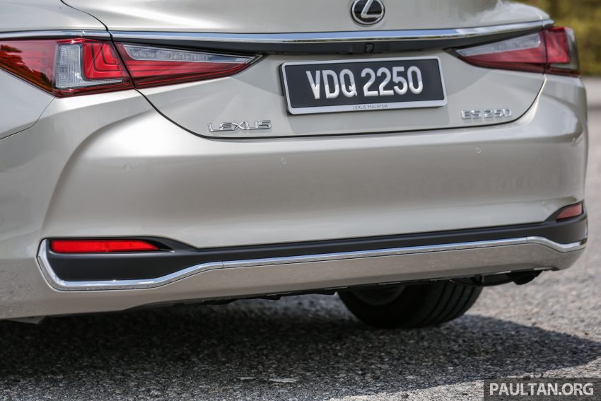 新车试驾: Lexus ES 250 Luxury, 很适合内敛绅士型买家 136426