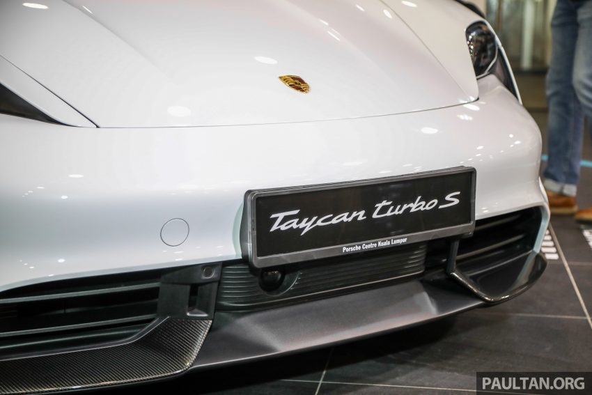 品牌首款纯电动车！Porsche Taycan 本地上市，三种版本全员到齐！输出高达 761 PS、1,050 Nm，售价RM725k起 135333