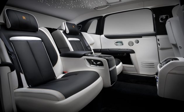 长轴版 Rolls Royce Ghost Extended 首发, 更宽裕奢华