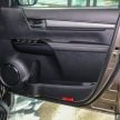Toyota Hilux 重新导入手排版 2.4E MT 4×4车型, 售价RM110,880，比同级自排版便宜一千块但配备比后者更丰富