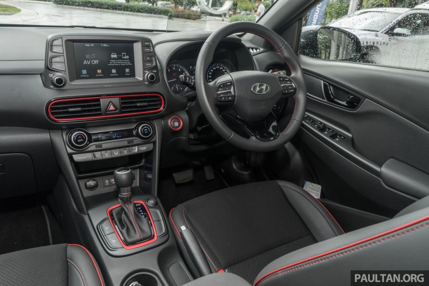 图集：中间等级的 Hyundai Kona 2.0 MPI Mid 新车实拍 136953