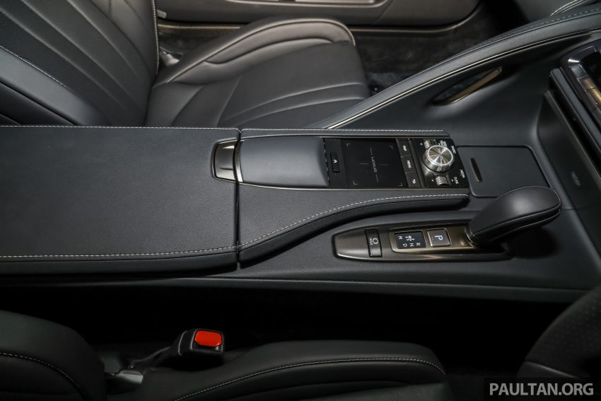 敞篷版 Lexus LC 500 Convertible 本地上市, 要价135万 140886