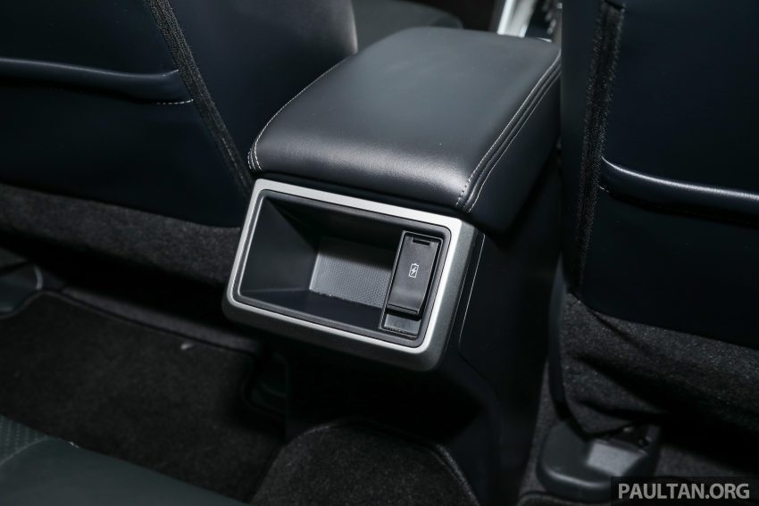 图集：2020 Mitsubishi Triton VGT Adventure X 橙色涂装 141305