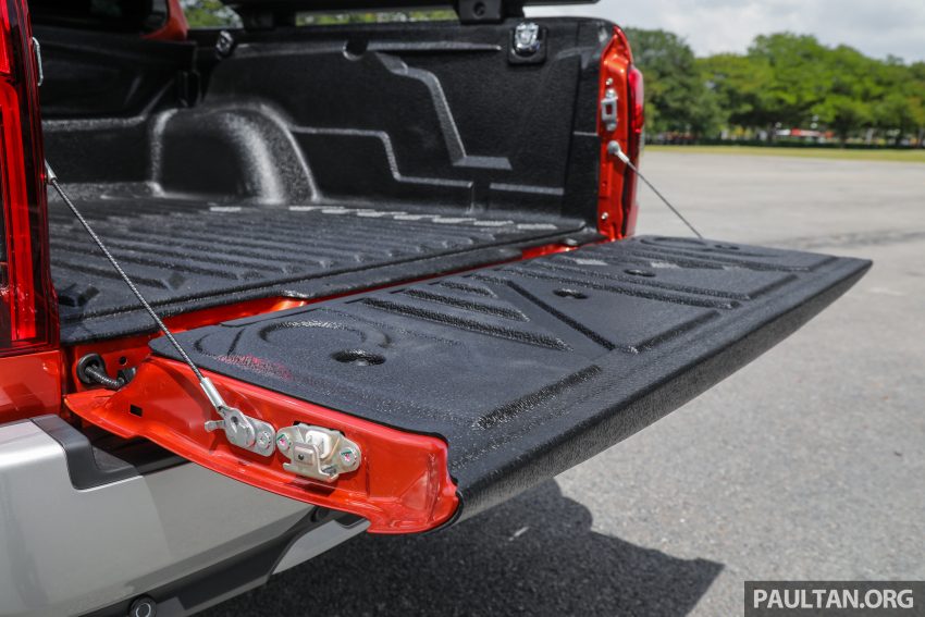 图集：2020 Mitsubishi Triton VGT Adventure X 橙色涂装 141310