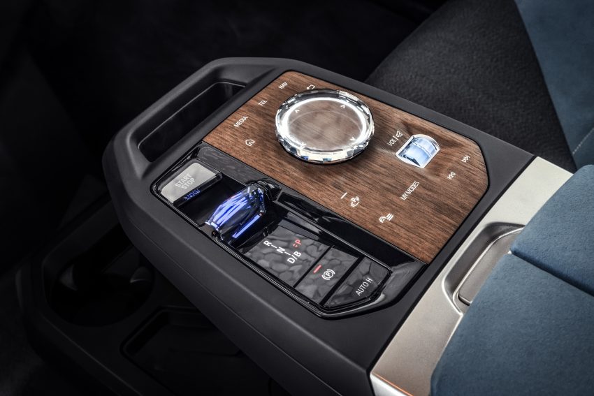 品牌旗舰纯电SUV, BMW 发表全新 iX 系列, 续航达600km 140462