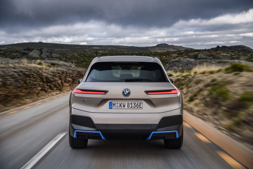 品牌旗舰纯电SUV, BMW 发表全新 iX 系列, 续航达600km 140411