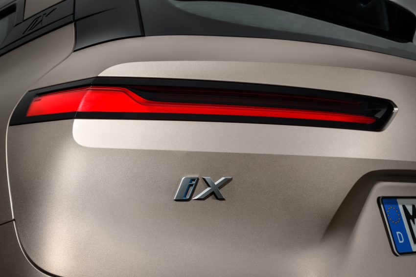品牌旗舰纯电SUV, BMW 发表全新 iX 系列, 续航达600km 140417
