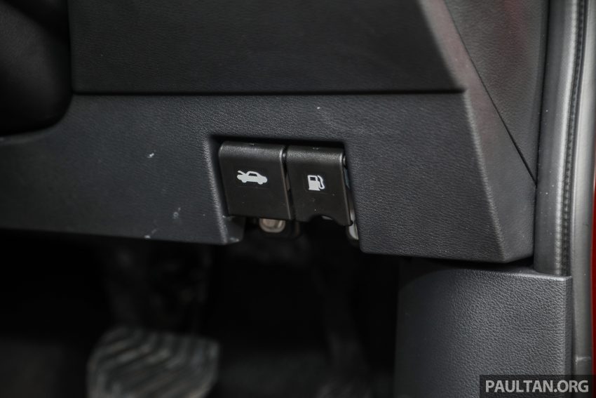 图集：2020 Nissan Almera VLT 1.0 Turbo，售价RM91k 139808