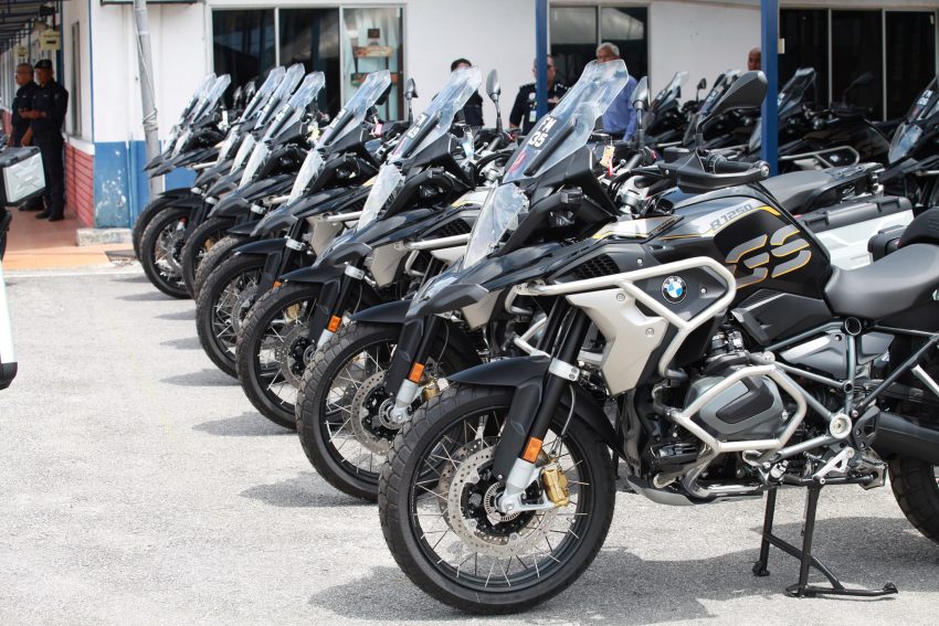 新警车与摩多入列! Toyota Hilux 与 BMW R 1250 GS服役 140669