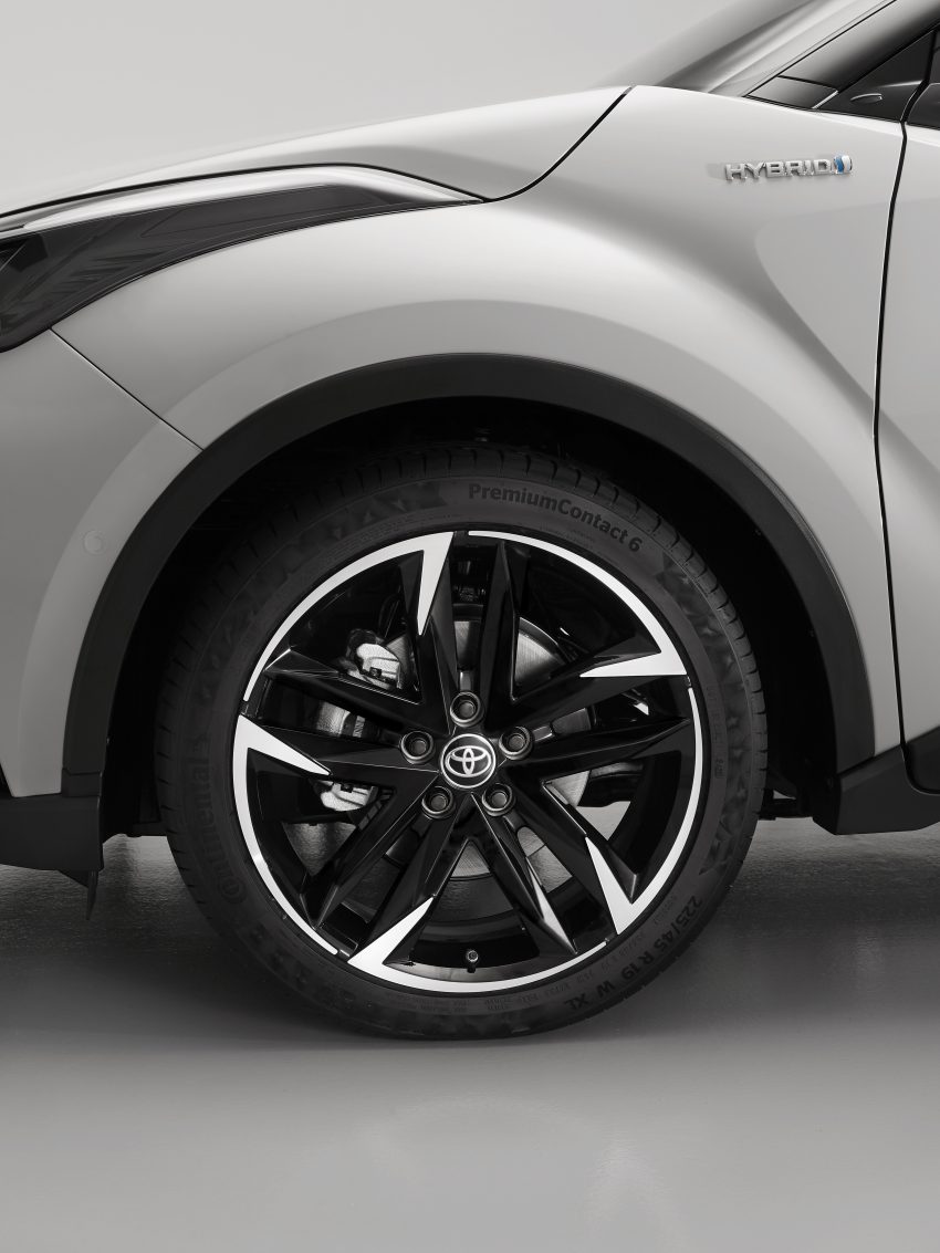 Toyota C-HR GR Sport 欧洲上市, 搭载运动化外观与悬吊 140195