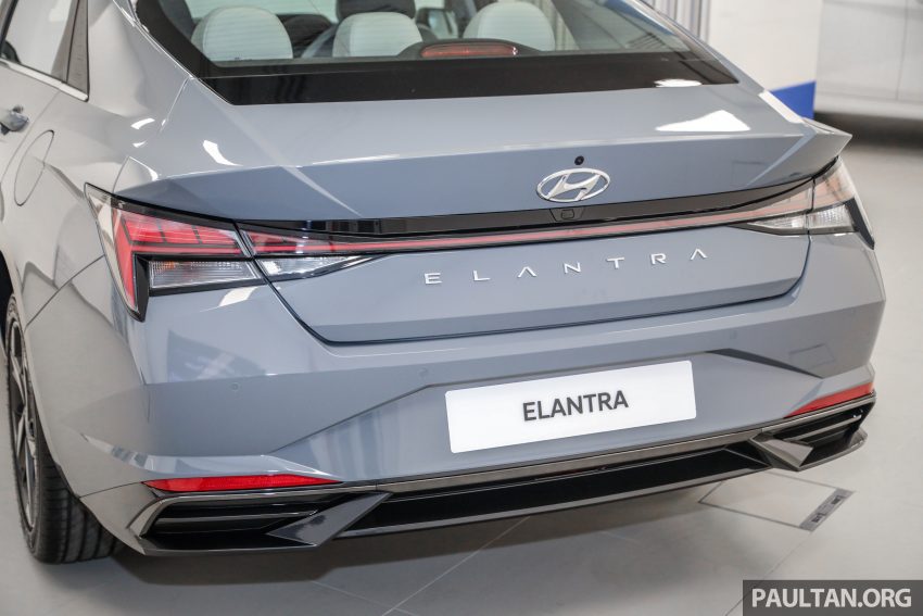 第七代 Hyundai Elantra 本地预览, 只有一个等级配备满满 141792