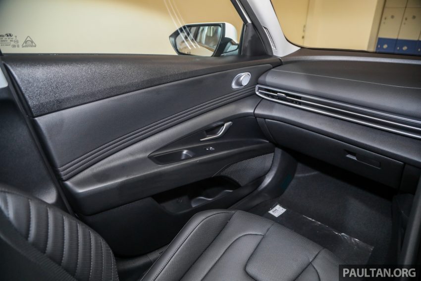 第七代 Hyundai Elantra 本地预览, 只有一个等级配备满满 141863