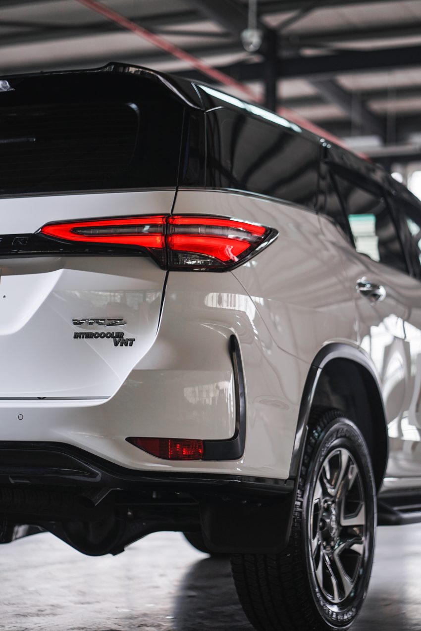 Toyota Fortuner 小改款开放预订, 双等级价格从17.2万起 144012