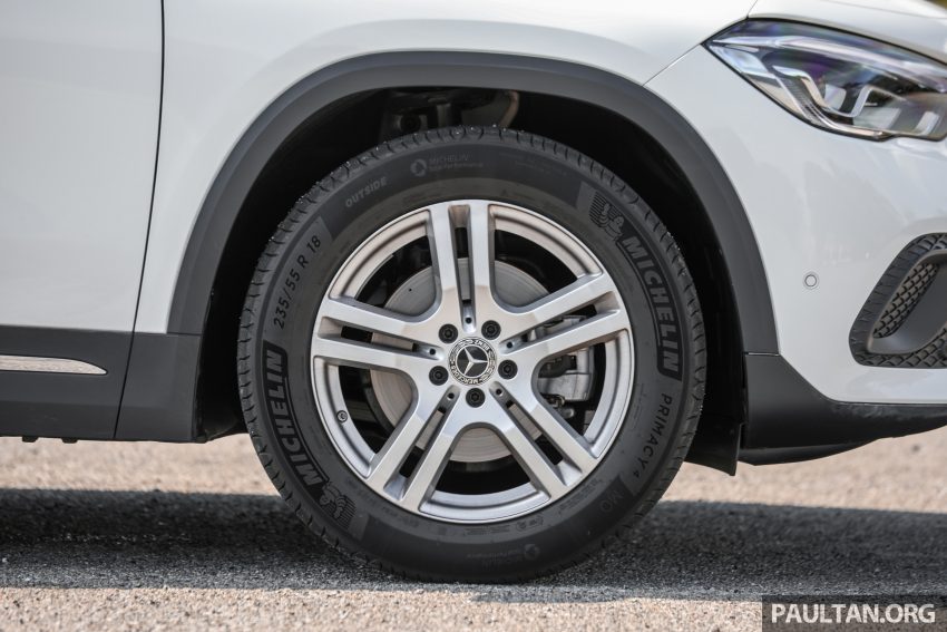 新车实拍: Mercedes-Benz GLA 200 Progressive Line 143904