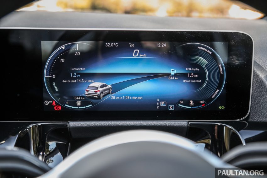 新车实拍: Mercedes-Benz GLA 200 Progressive Line 143930