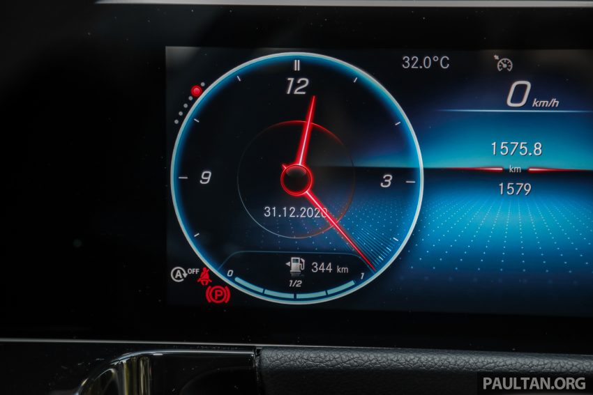 新车实拍: Mercedes-Benz GLA 200 Progressive Line 143932