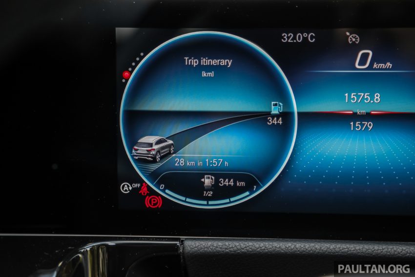 新车实拍: Mercedes-Benz GLA 200 Progressive Line 143935