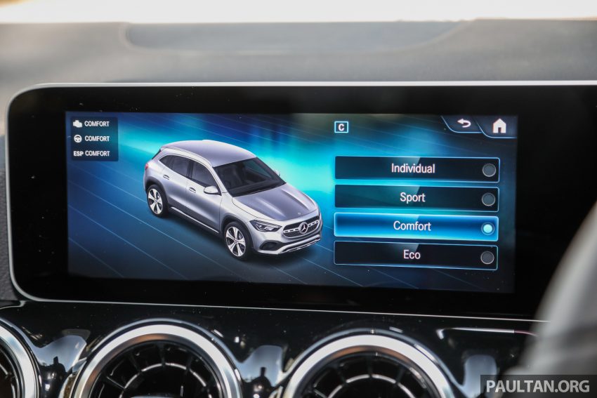 新车实拍: Mercedes-Benz GLA 200 Progressive Line 143955