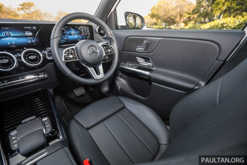 新车实拍: Mercedes-Benz GLA 200 Progressive Line 143976