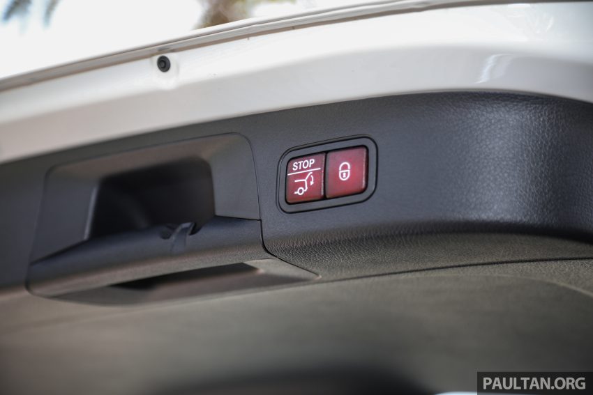 新车实拍: Mercedes-Benz GLA 200 Progressive Line 143998