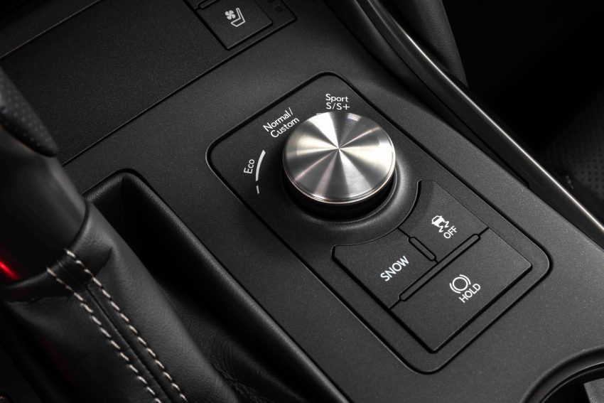 车系中的性能担当！Lexus IS 500 F Sport Performance 官图发布！搭载5.0L V8引擎，最大输出472 hp / 535 Nm 146206