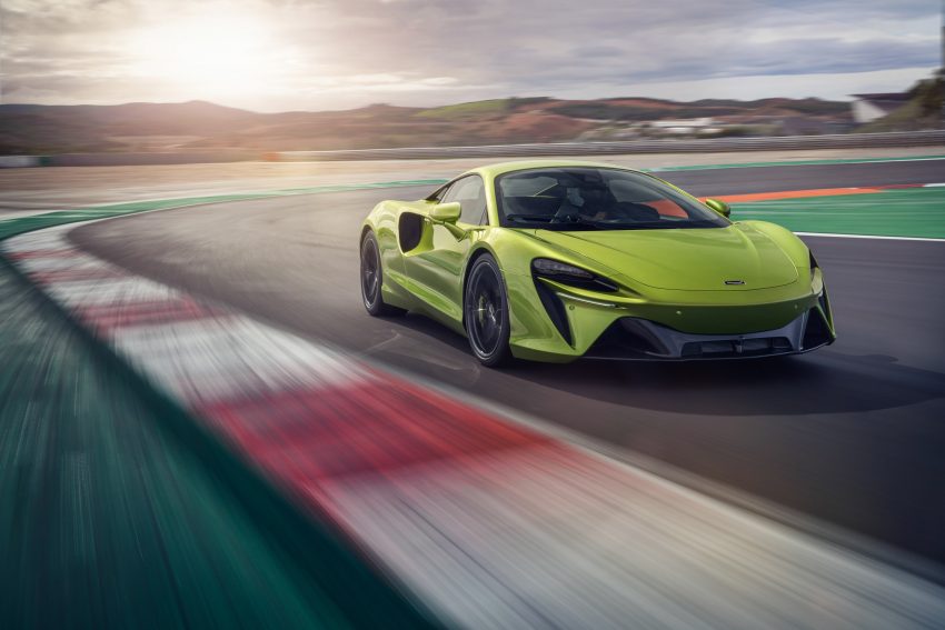 全新插混超跑 McLaren Artura 发布！680 PS，3秒破百！ 145666