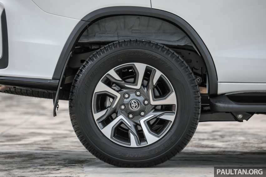 新车实拍: 2021 Toyota Fortuner 2.8 VRZ柴油版, RM203k 148659