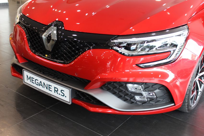 小改 Renault Megane RS 300 Trophy 本地面市, 售价33万 149535