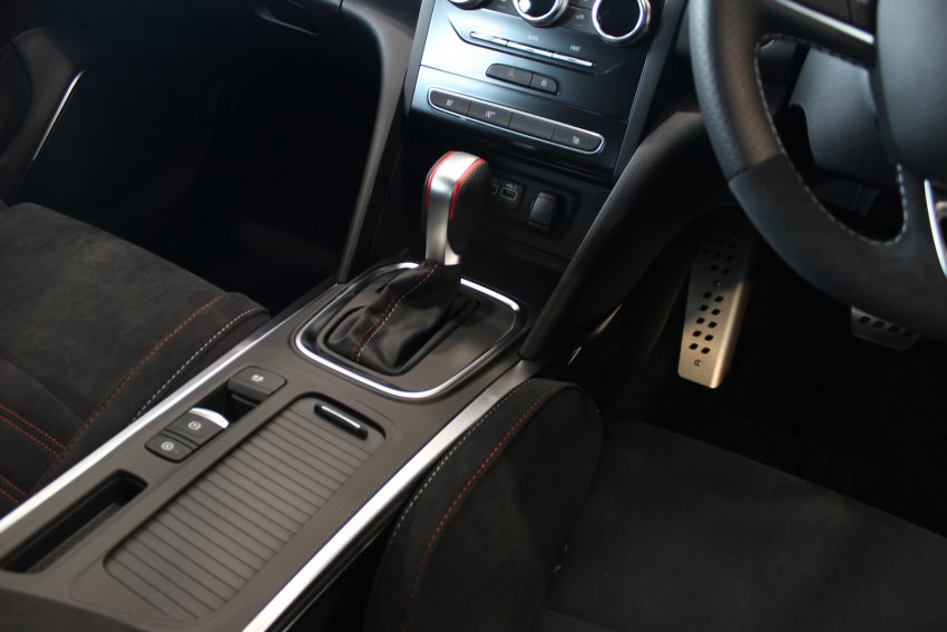 小改 Renault Megane RS 300 Trophy 本地面市, 售价33万 149553