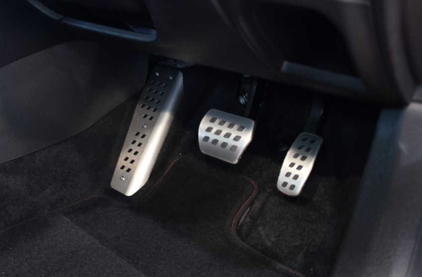 小改 Renault Megane RS 300 Trophy 本地面市, 售价33万 149558