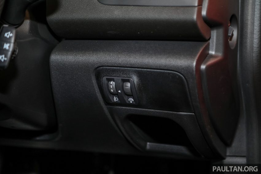 小改 Renault Megane RS 300 Trophy 本地面市, 售价33万 149793