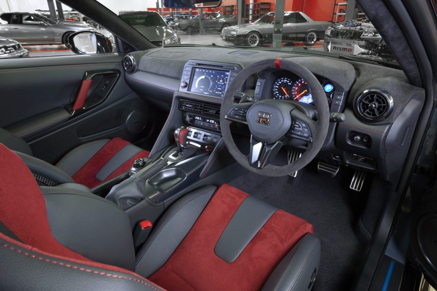 2022 Nissan GT-R Nismo 正式发布, 全新隐形灰车身配色 152008