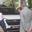 前首相马哈迪提新车！这回是 2021 Perodua Ativa 1.0 AV