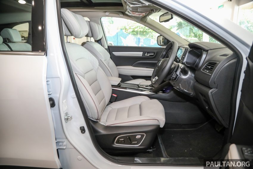 新车实拍: 小改款 Renault Koleos Signature , 售价20.1万 153257