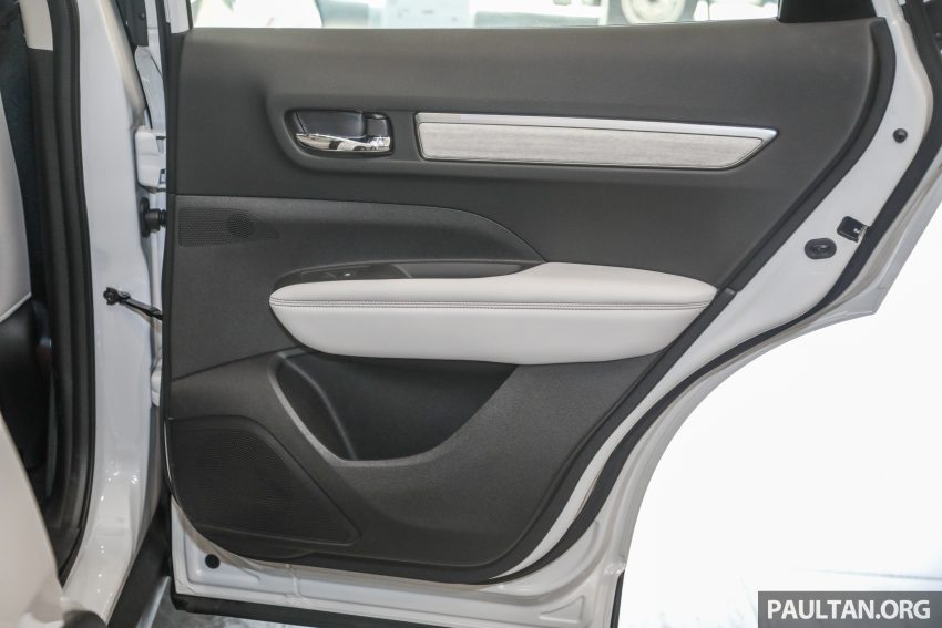 新车实拍: 小改款 Renault Koleos Signature , 售价20.1万 153265