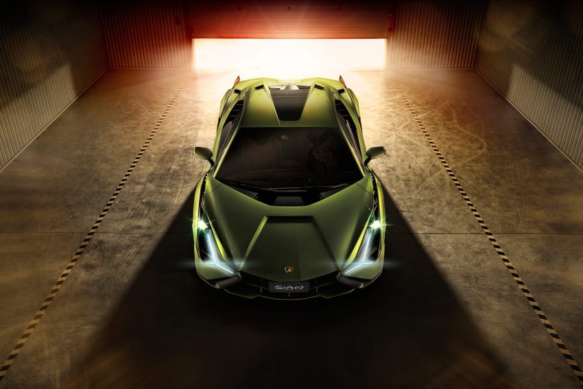 Lamborghini 公布未来大计, 2025年推出首款纯电动产品 154550