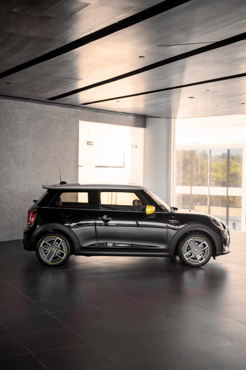 2021 MINI Cooper SE 纯电小改款本地上市, 售价21.3万起 155716