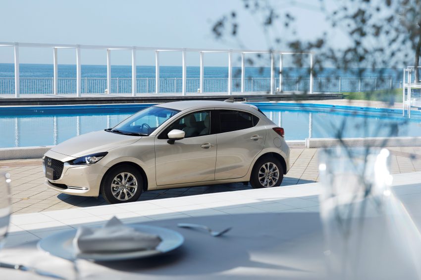 日本推出 Mazda 2 小升级版本, 引擎压缩比提高到14:1 157186